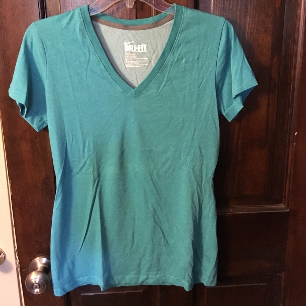 Nike Dri-FIT Aqua V-Neck