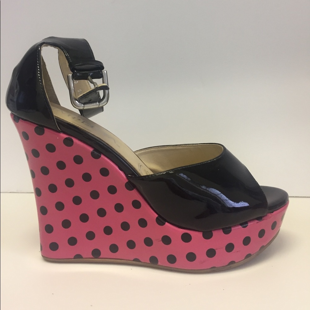 Super cute polka dot heels