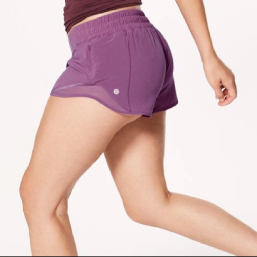 NWT VLVD LULULEMON HOTTY HOT SHORTS LONG - Size 2 - Picture 6 of 8