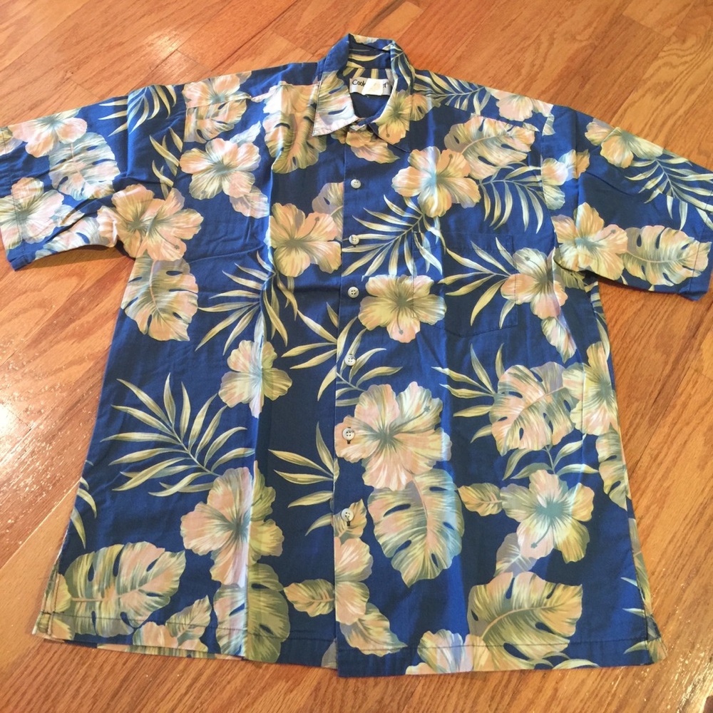 Cooke Street Hawaiian Button Down Shirt.
