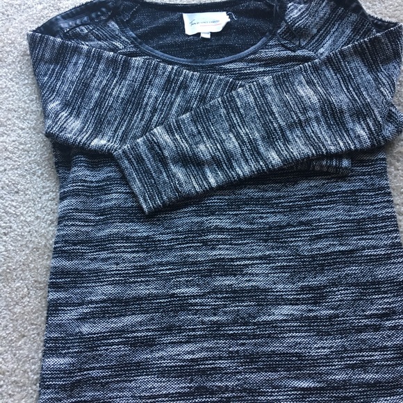 Crew neck sweater - Picture 1 of 3