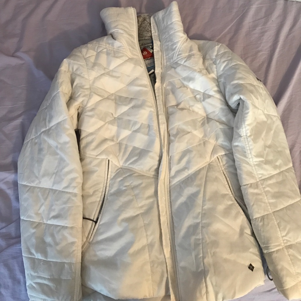 Like new!! Columbia jacket