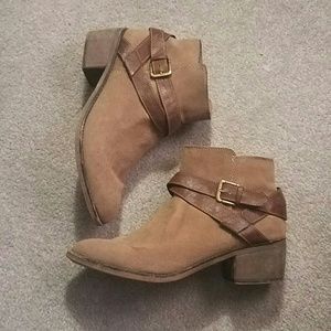 Camel faux suede size 11 ankle booties