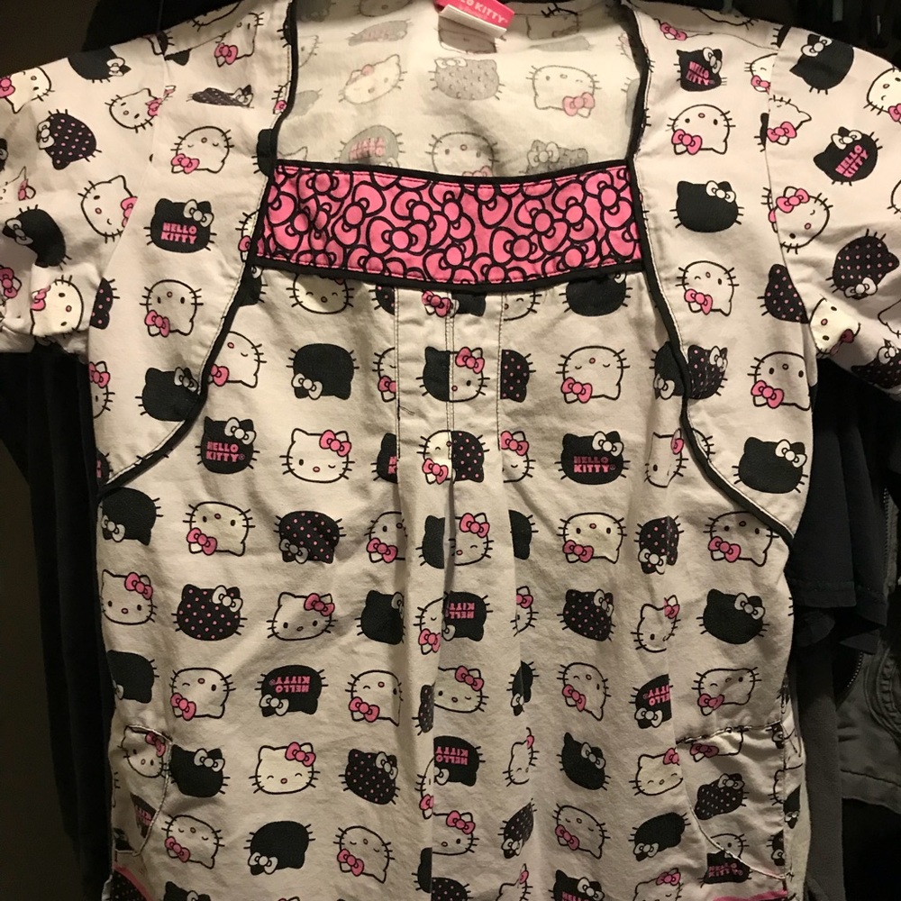Hello Kitty scrub top