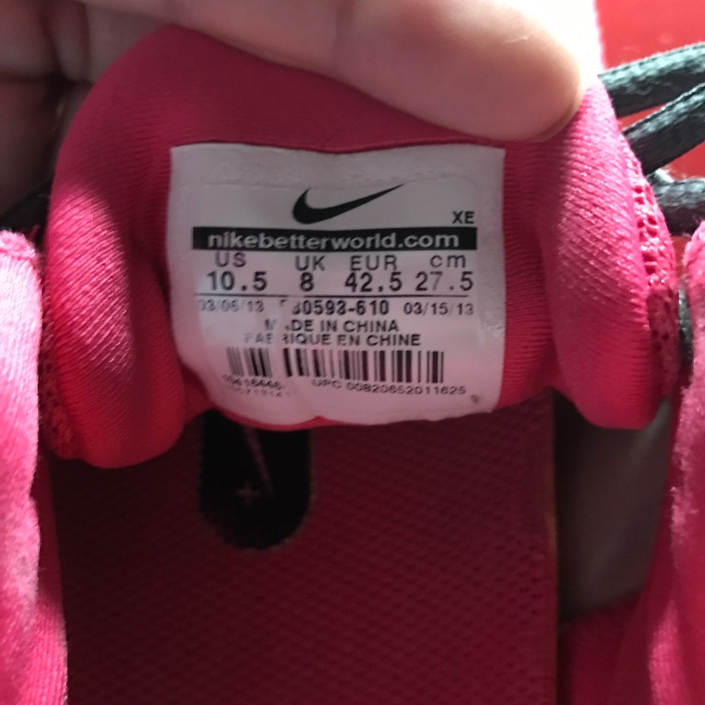 Women's NIKE zooms ! Size 10.5