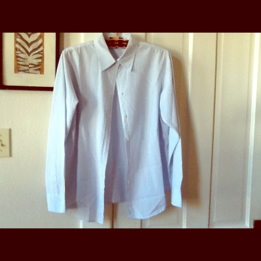 GAP STRIPED BUTTON DOWN