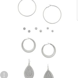 Assorted 6 peice earrings set NWT