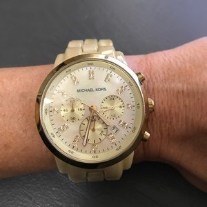 Michael Kors acrylic horn watch model MK-5217