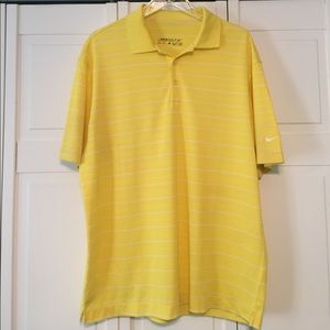 Nike dri-fit Men’s golf shirt