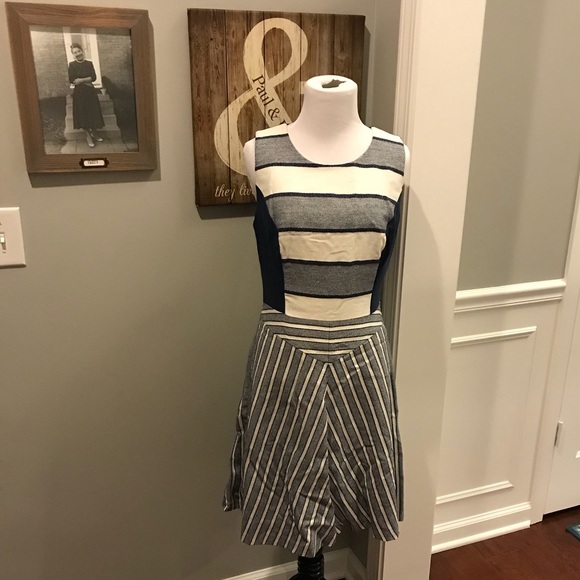 NYDJ Dresses & Skirts - NYDJ striped sleeveless dress size 6