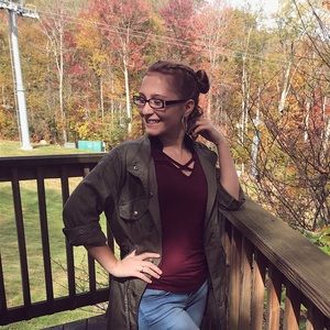 Meet your Posher, Emily