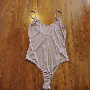 Pink shimmering bodysuit🔥🔥