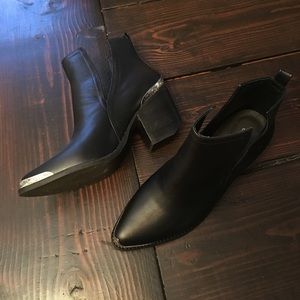 Black metal toe booties! Never worn!