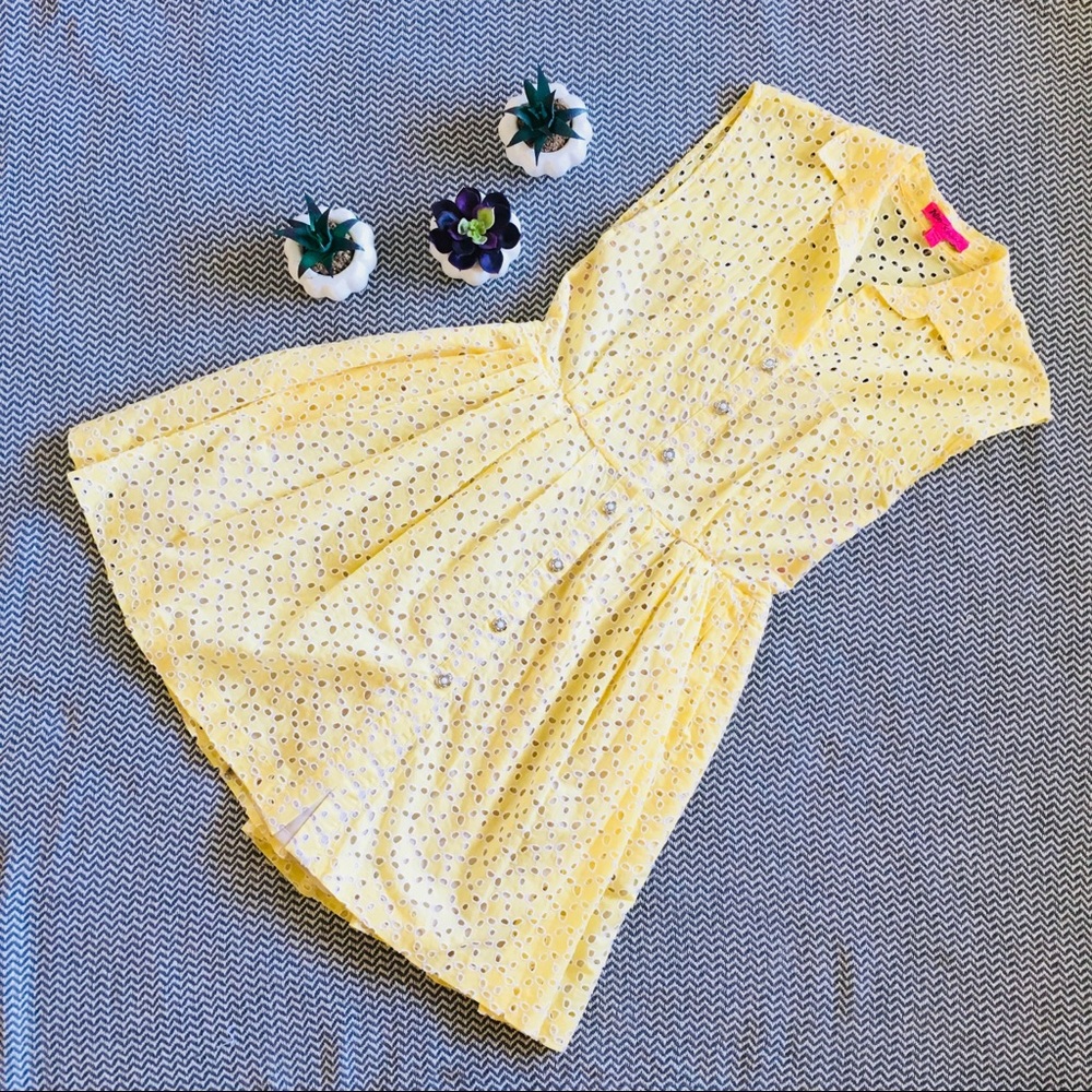 Betsey Johnson • Eyelet Lace Shirt Dress • Sz 2