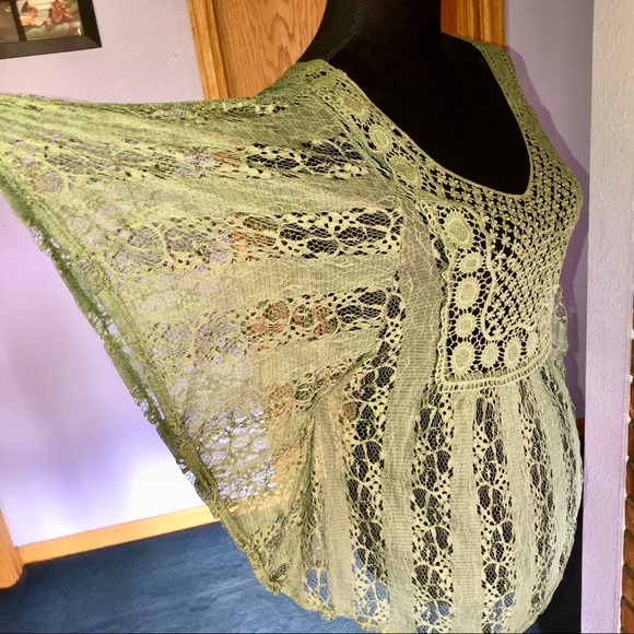 EVOGUES SPECTACULAR OLIVE SHEER CROCHETED TOP - Picture 6 of 8