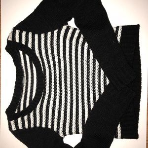 B&W striped cropped sweater