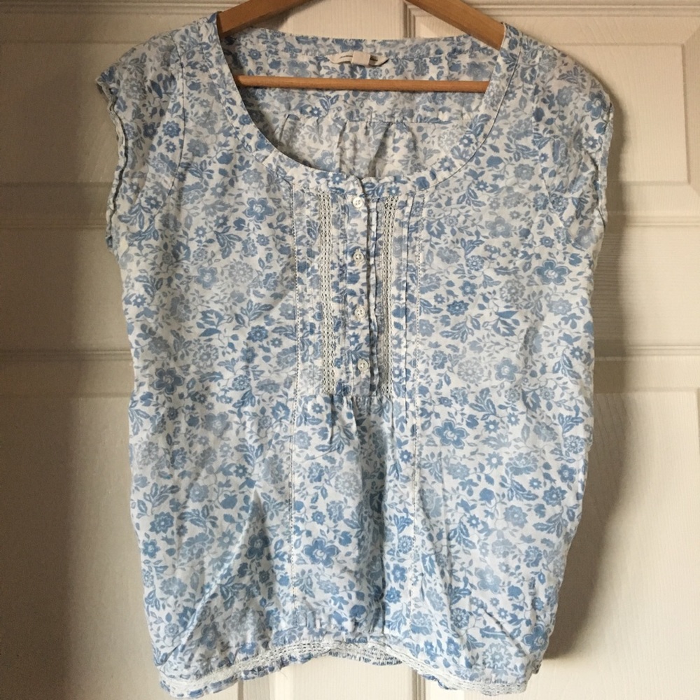 American Eagle Outfitters print top