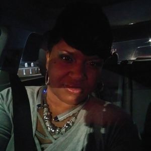 Meet your Posher, Robyn