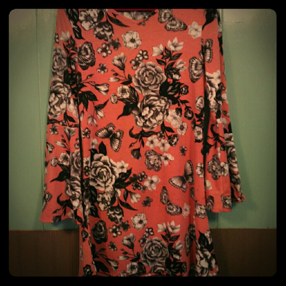 Floral print dress bell-bottom sleeve