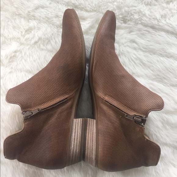 Paul Green Chelsea Boots - Picture 5 of 8