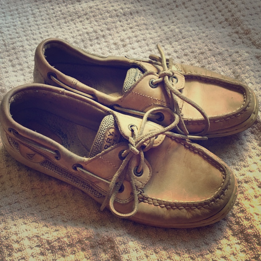 Gently used Sperry shoes
