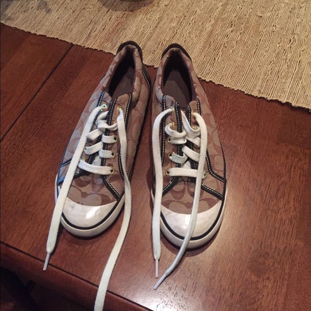 Coach Tennis Shoes in brown