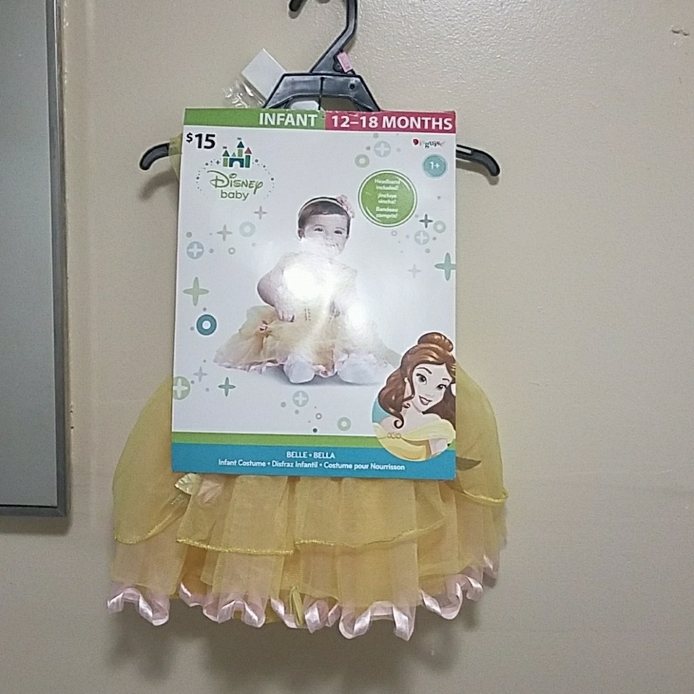 Infant costume with headpiece