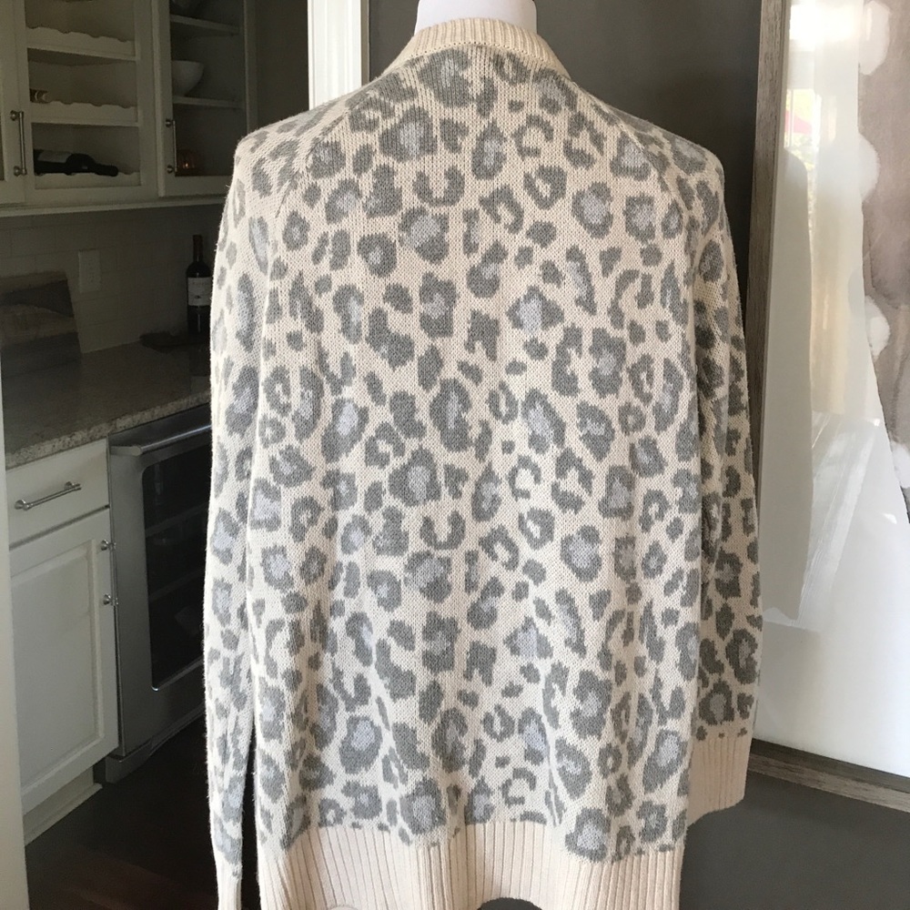 Gap Sweater Size M_4