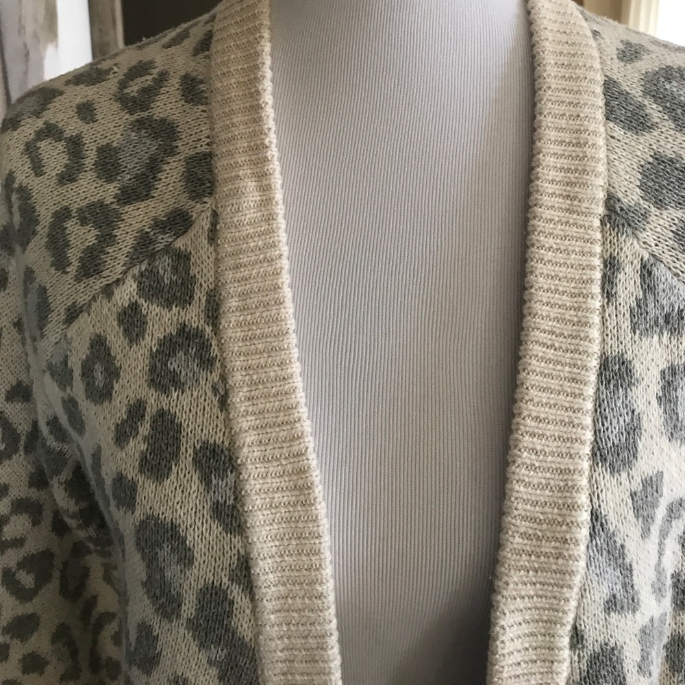 Gap Sweater Size M_7