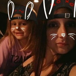 Meet your Posher, Crystal