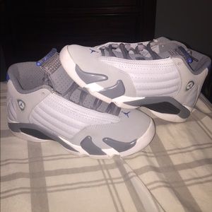 Jordan 14 Retro Wolf Grey