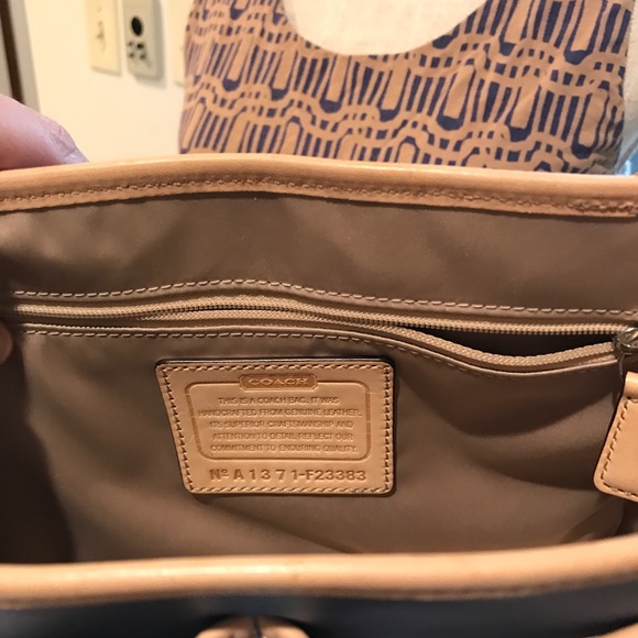 🚫SOLD🚫 Coach Park Leather Flap Crossbody Bag EUC - Picture 2 of 7