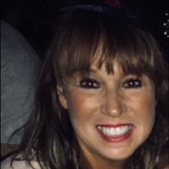 Meet your Posher, Valerie - Picture 1 of 1