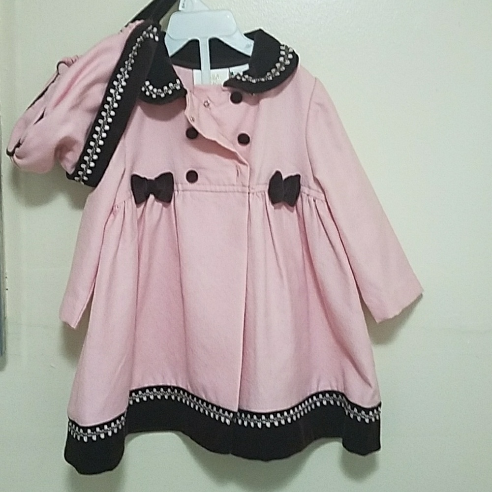 Coat & Bonnet