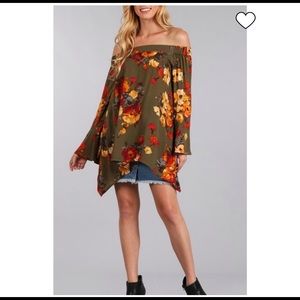 Boutique Blue Pepper off the shoulder shirt