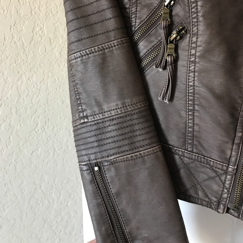 NWOT Guess Leather Jacket with Fur - Picture 4 of 8