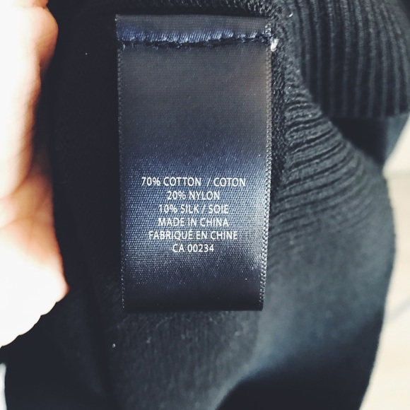 Hudson North Silk Blend V-Neck Sweater - Picture 5 of 5