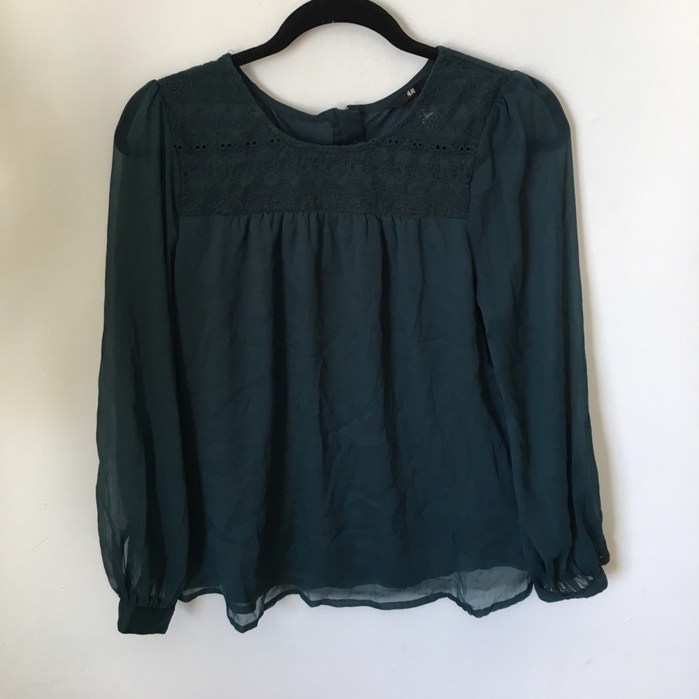 H&M emerald green flowy chiffon top