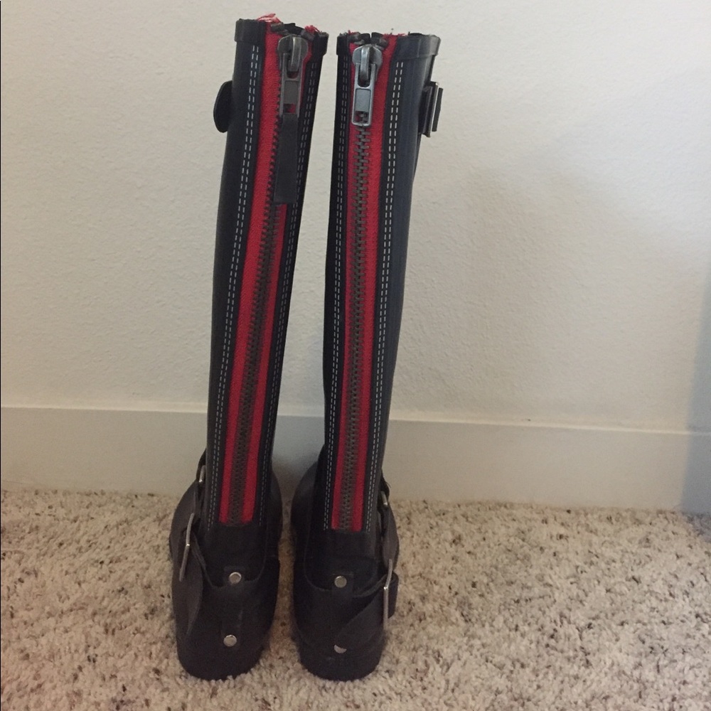 Steve Madden Rubber Rain Boots - Picture 2 of 3