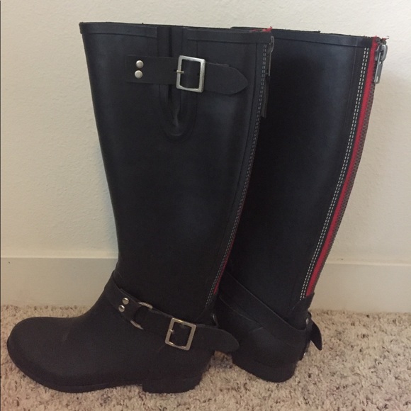 Steve Madden Rubber Rain Boots - Picture 3 of 3