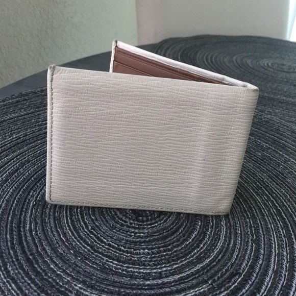 White Leather Salvatore Ferragamo Men’s Wallet - Picture 2 of 3