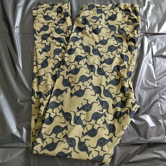 TC LulaRoe leggings - Picture 1 of 3