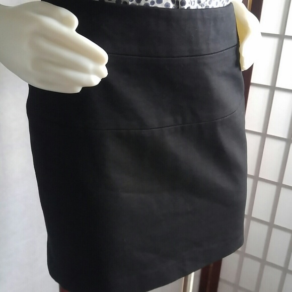 Skirt - Picture 2 of 7