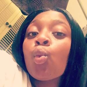 Meet your Posher, Johnia