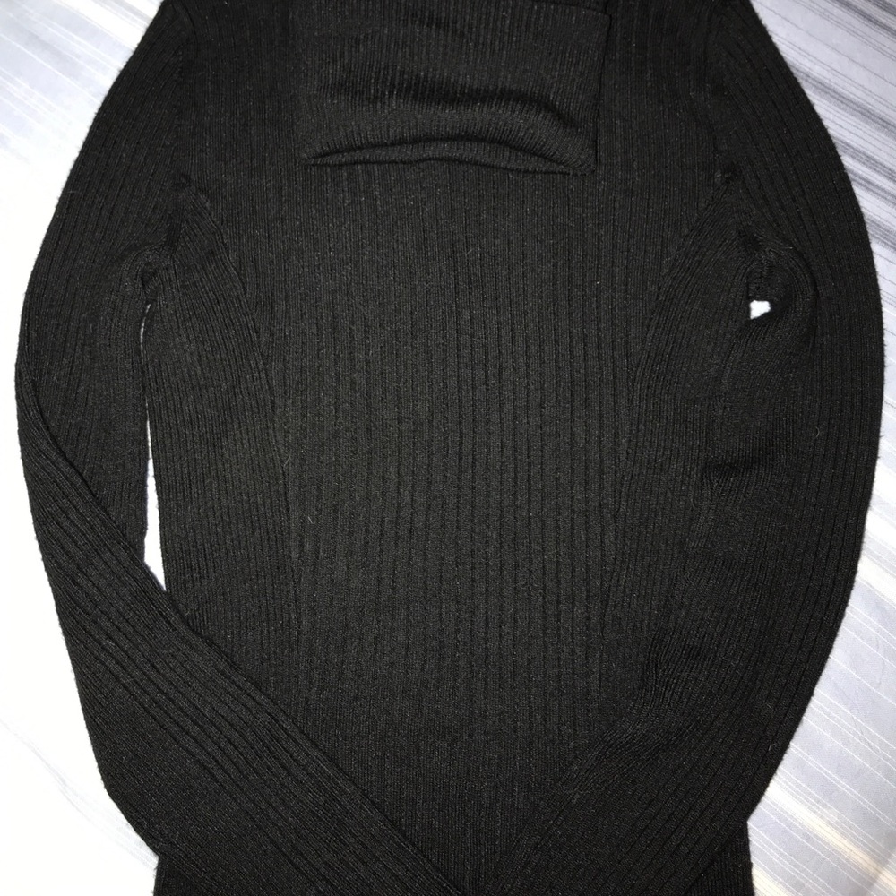 Sweater - Picture 2 of 4