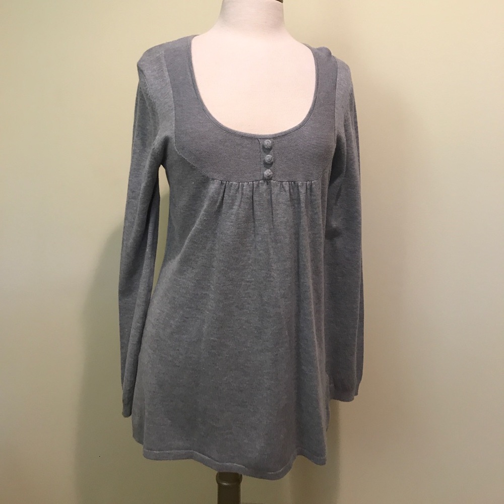 F&F grey long sleeved top. NWT