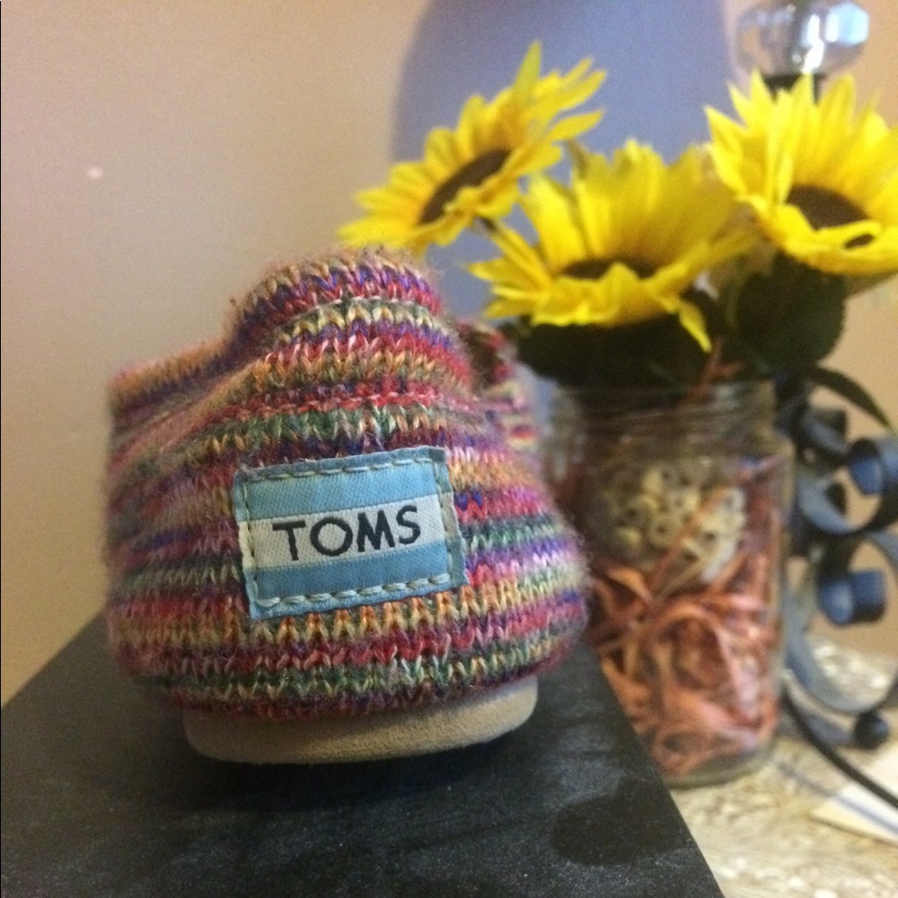 Knitted Toms.