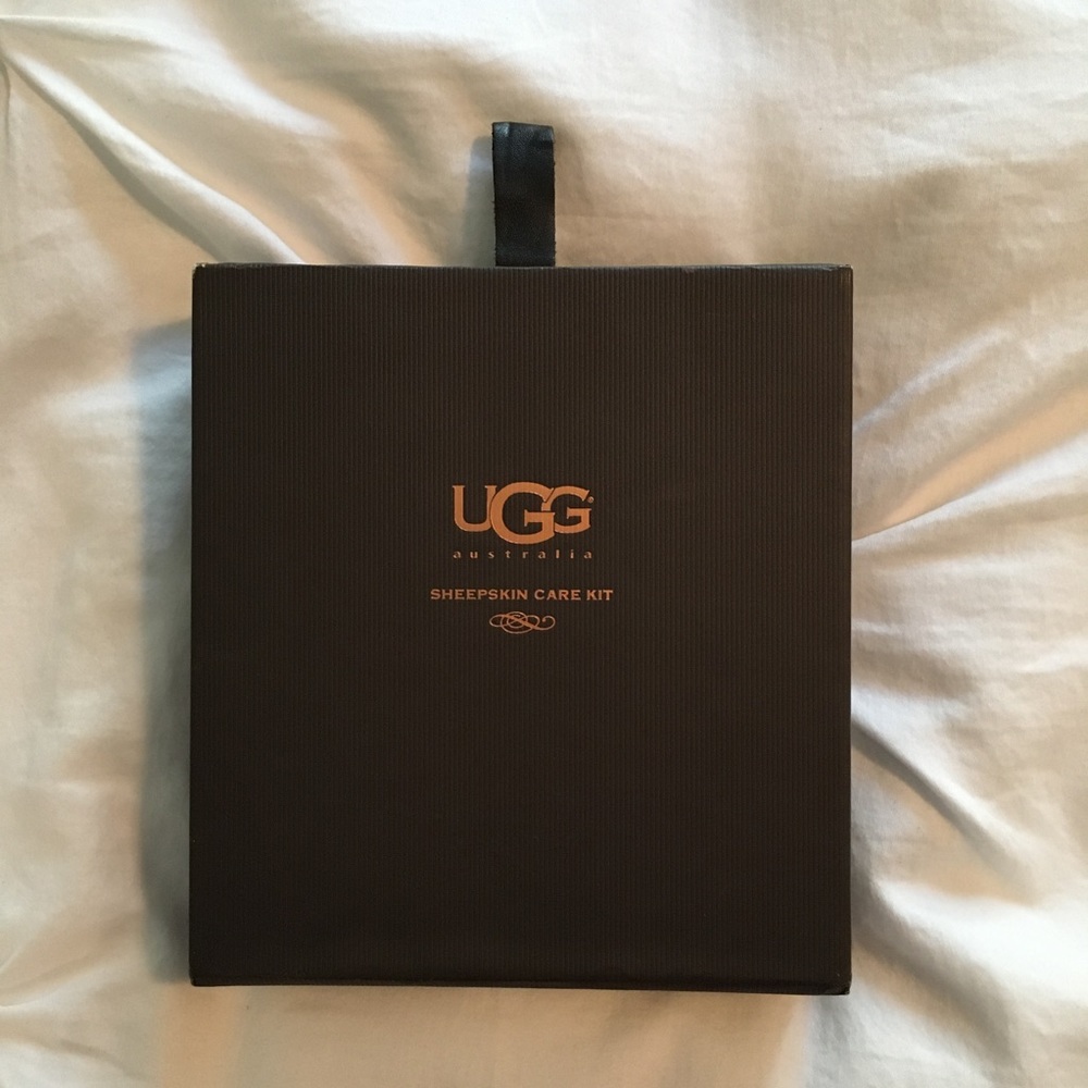 UGG sheepskin care kit