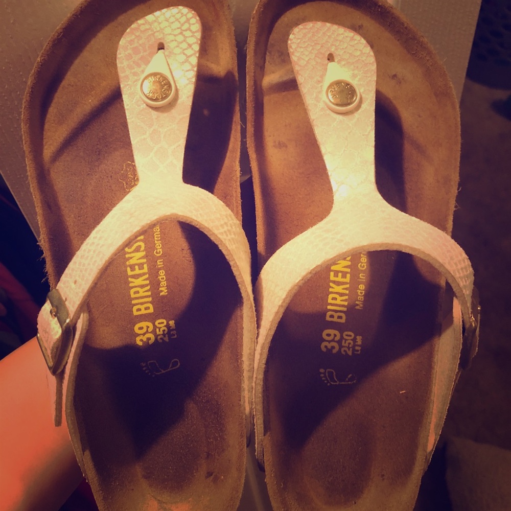 Adorable!! Birkenstock Sandals