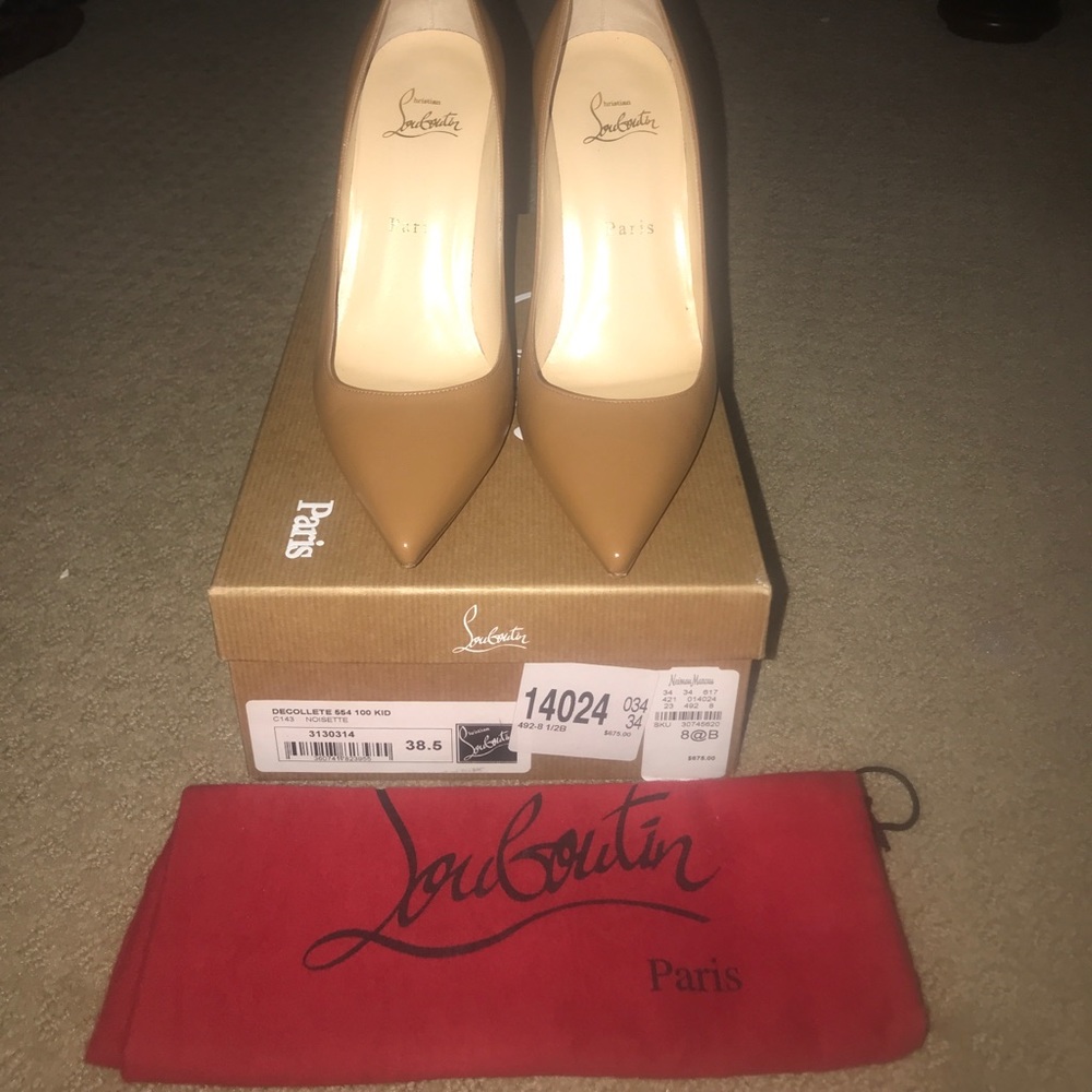 NEW! Christian Louboutin camel heels